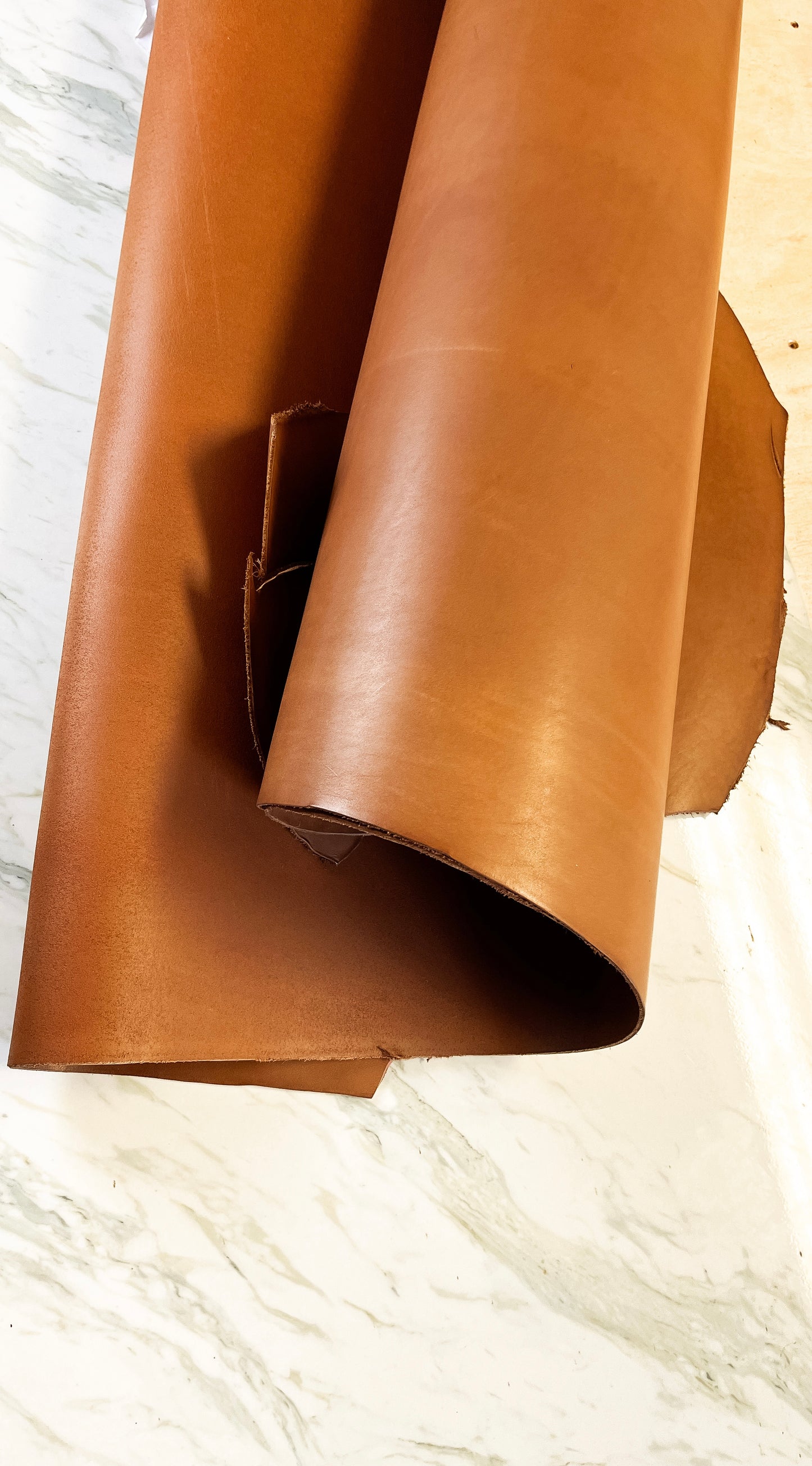 Latigo Light Brown - 9-10oz