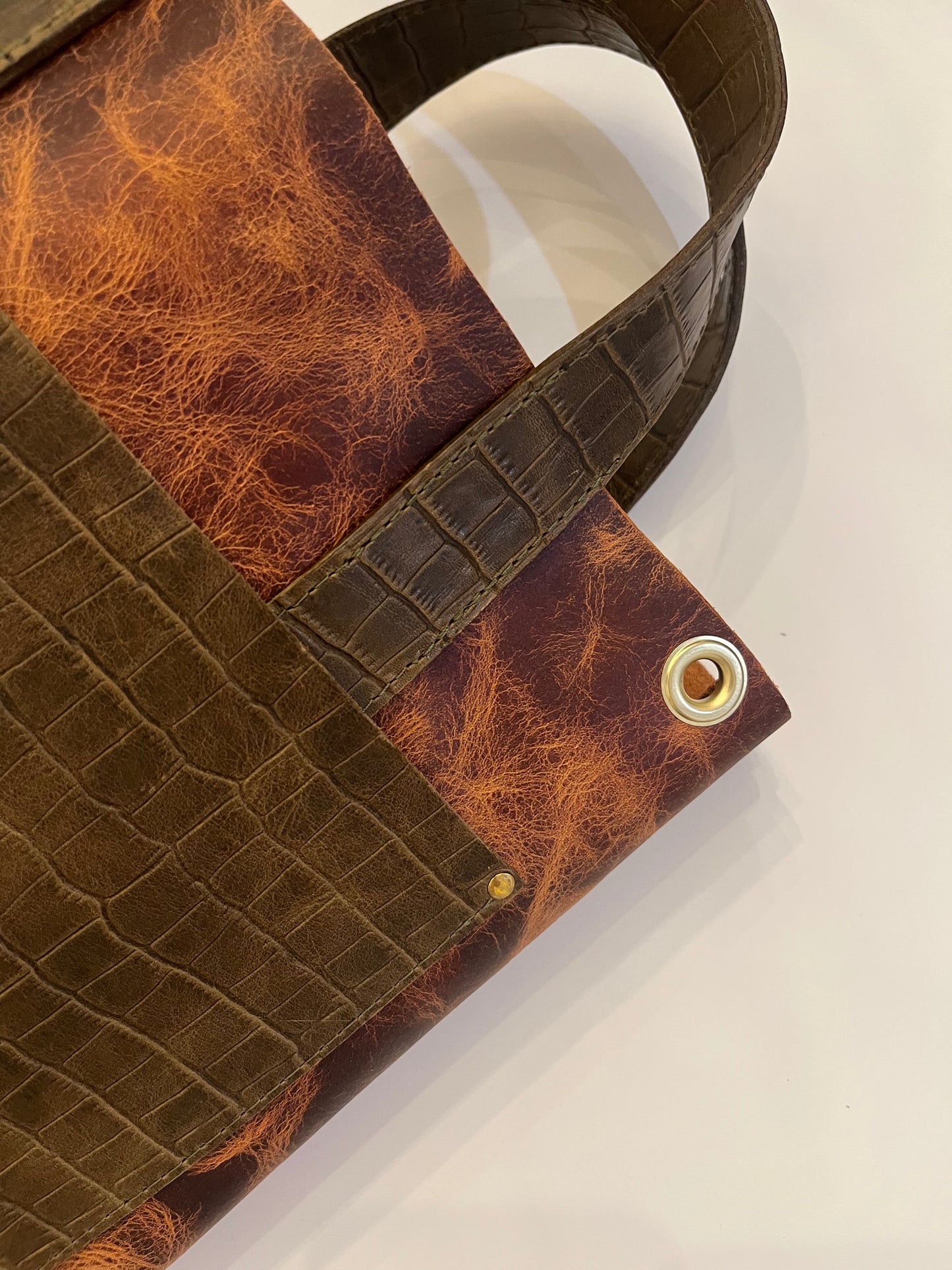 Westminister Tote - Moss Green - Chumble Straps