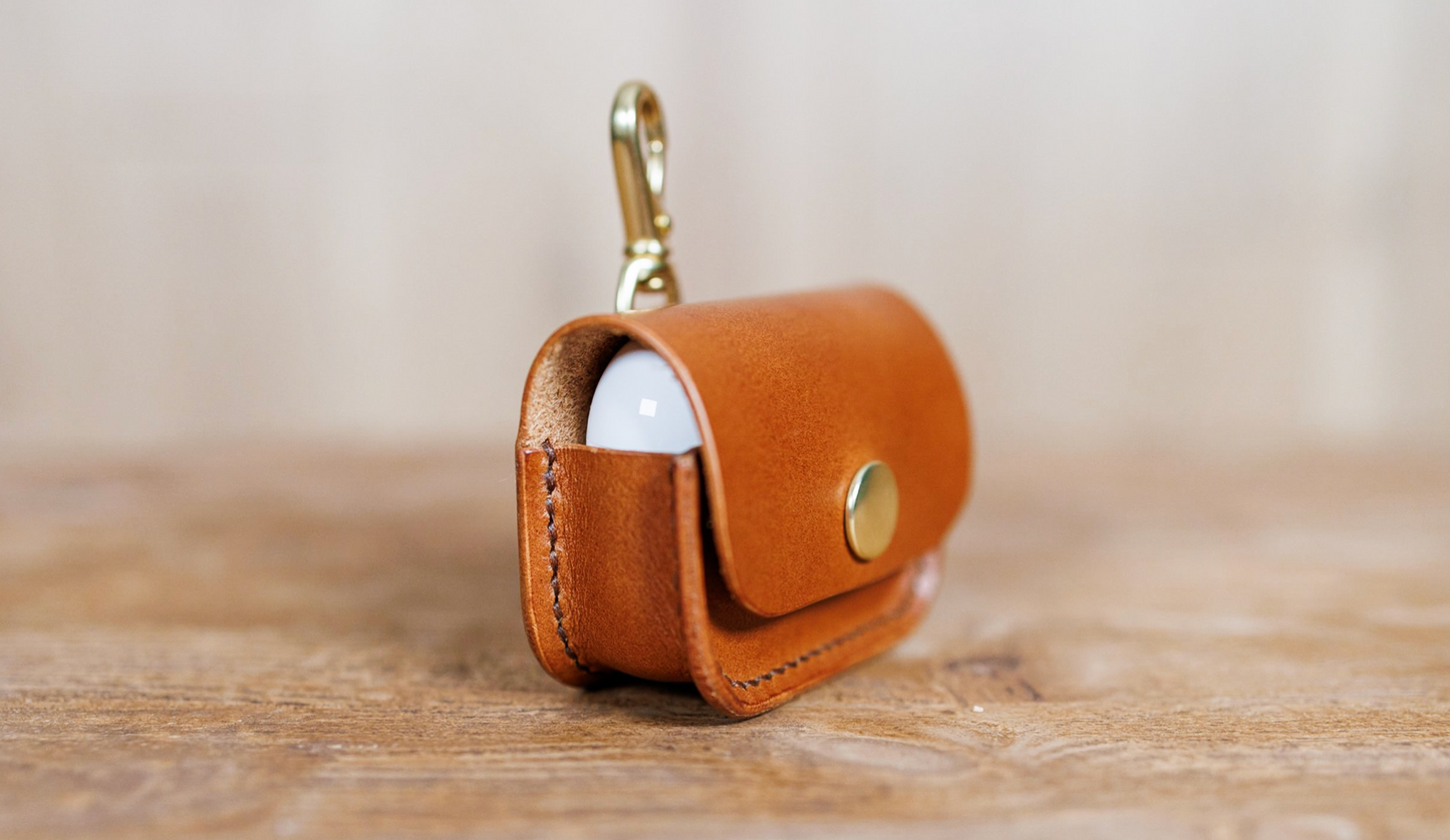 Uxbridge, Ontario - Caruso Leather - Apple AirPods Pro Gusset Case